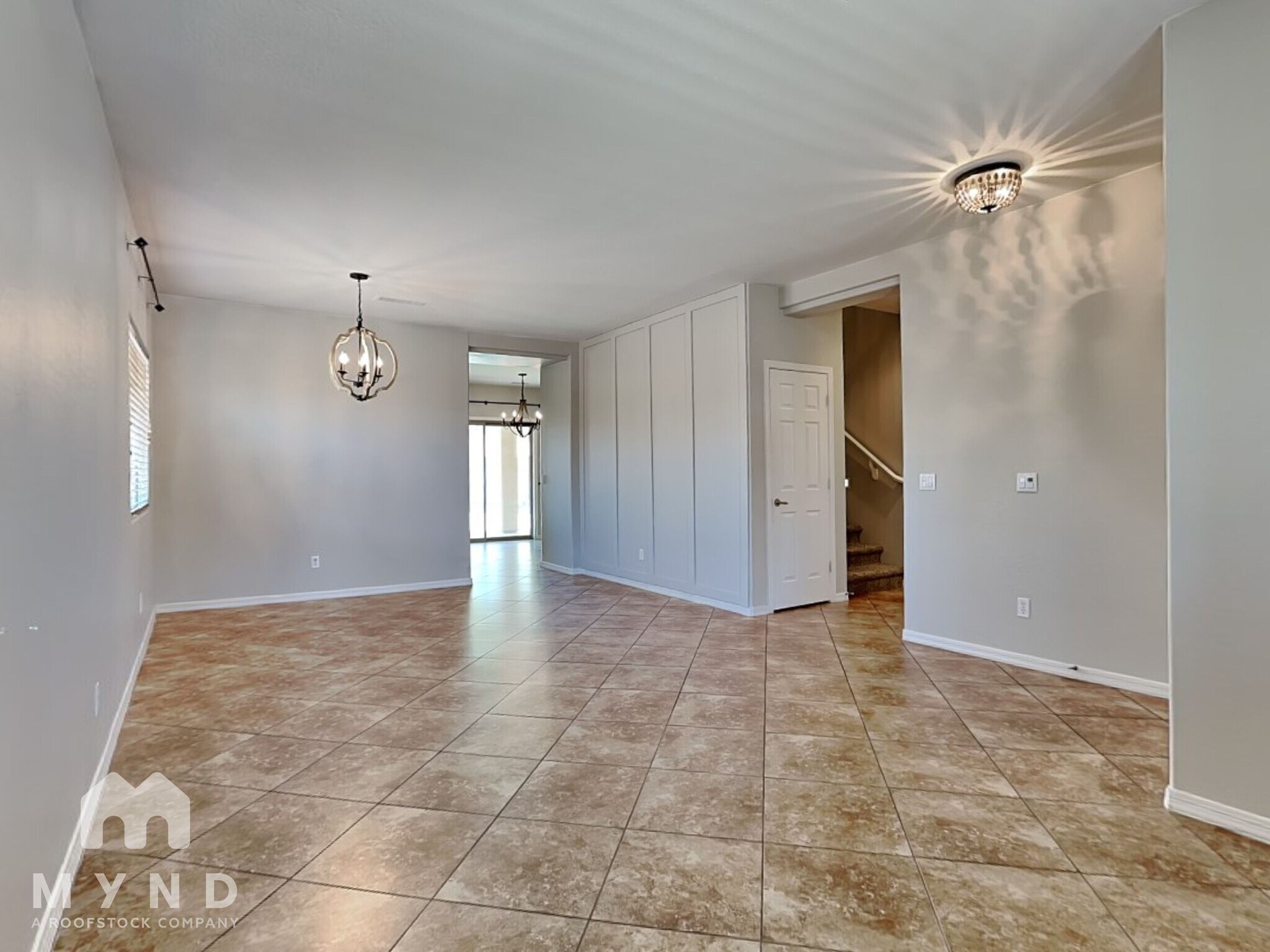 Building Photo - 18646 W Mission Ln