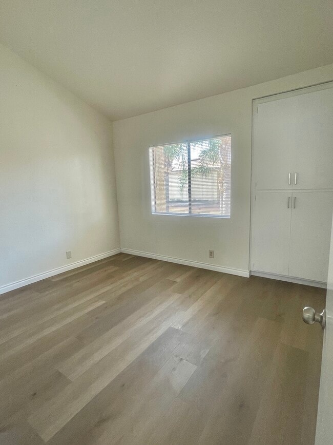 Building Photo - 936 Fairway Ave