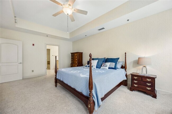 Building Photo - 150 Salt Air Dr