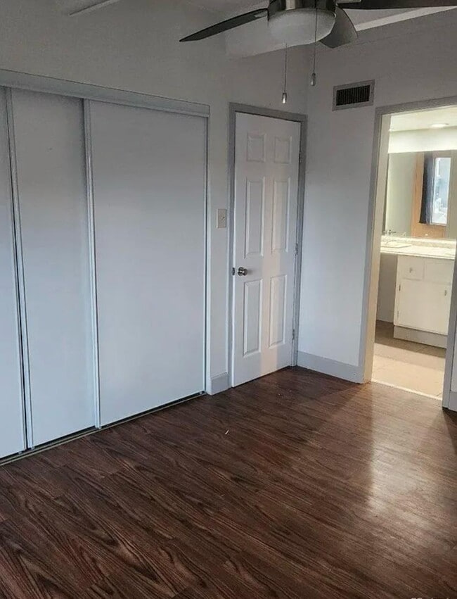 Building Photo - 9995 E Harvard Ave