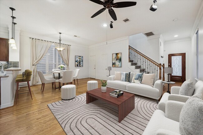 Building Photo - 3313 New Garden View Ln