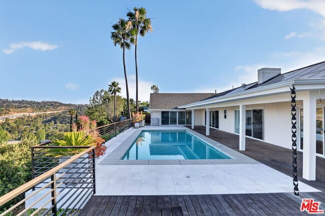 Building Photo - 4186 Regal Oak Dr