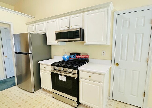 Building Photo - Beautiful ranch in the DISCOVERY cluster i...