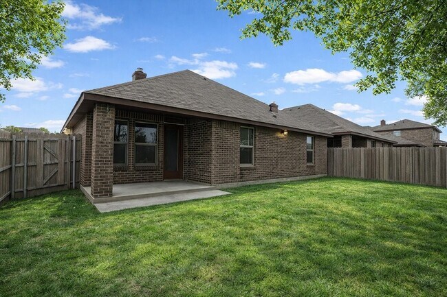 Building Photo - 314 Rolling Meadows Dr