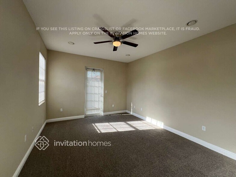 Building Photo - 6889 Julia Gardens Dr