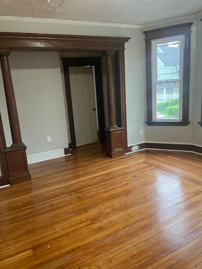 Building Photo - 89 Waterville St