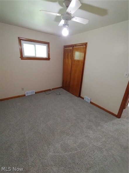 Building Photo - 323 Marmion Ave