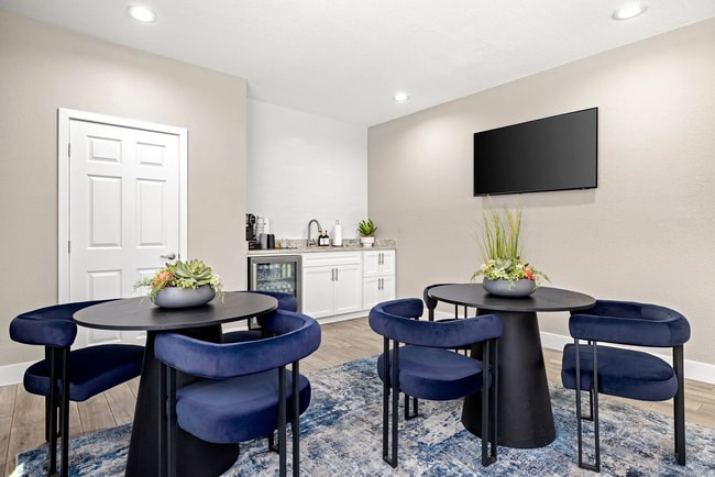 Building Photo - 8546 N 59th Ave