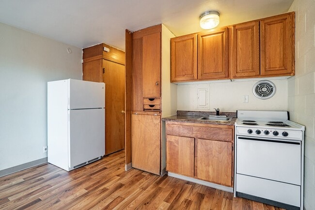 Interior Photo - La Mirada