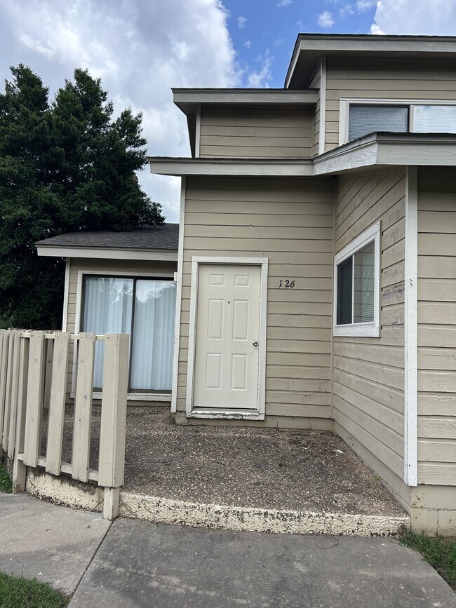 Building Photo - 13839 Turnberry Ln