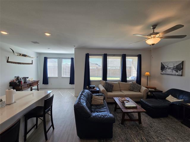 Building Photo - 605 Merriam Dr