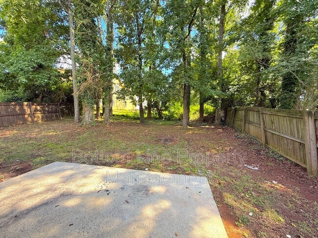 Building Photo - 3715 Bullard St