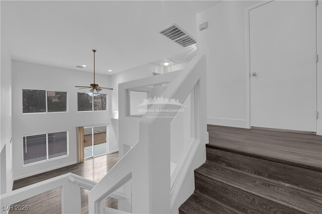 Building Photo - 10210 Maltese Cross Ct