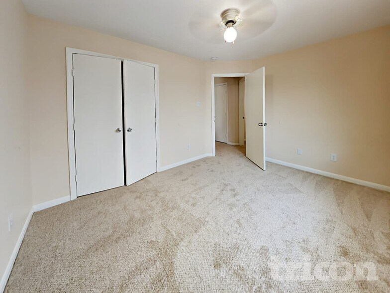 Building Photo - 6214 Majesty Ln