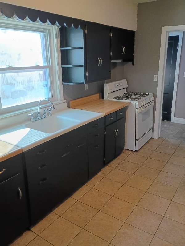 Building Photo - 1610 Poplar St