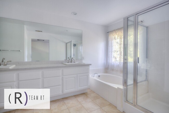 Building Photo - A Captivating and Charming 2 Story Home Ne...