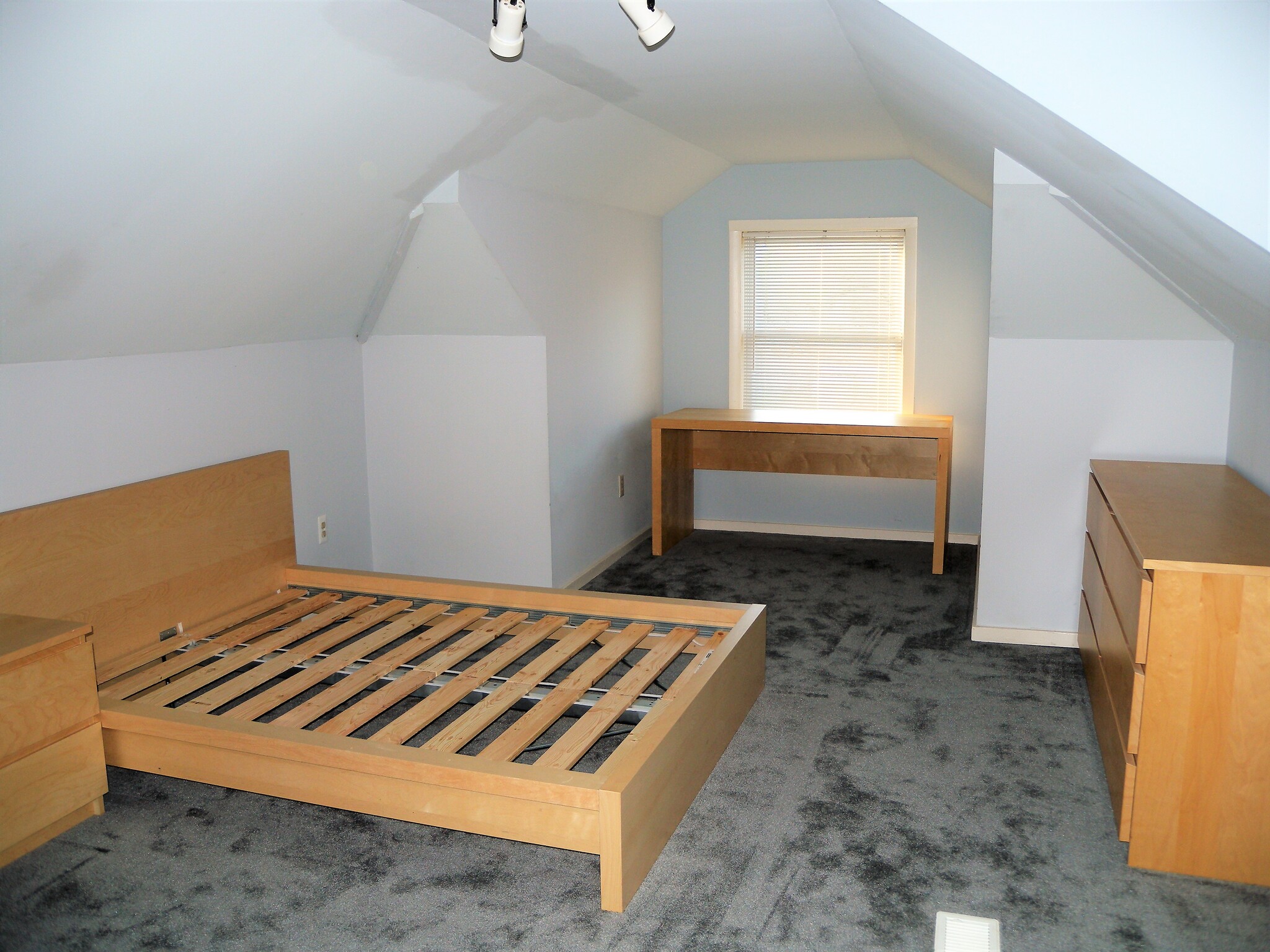 Room upstairs (comes unfurnished) - 5138 9th St N