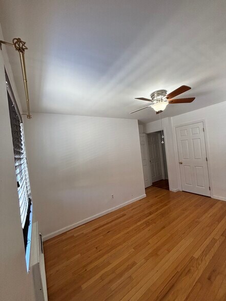 Building Photo - 130 Beach 98th St