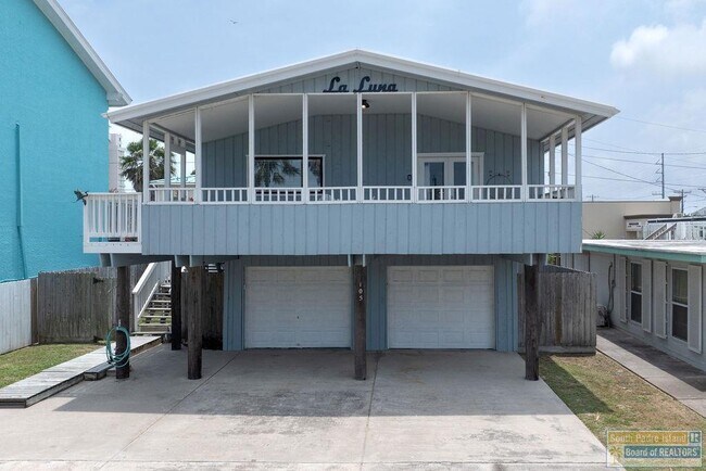 Primary Photo - 105 E Marisol Dr