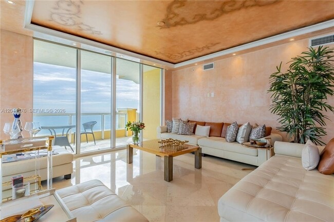 Building Photo - 17875 Collins Ave