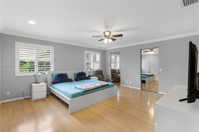 Building Photo - 4228 Laurel Ridge Cir