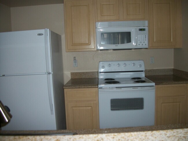 Building Photo - Badura Ave. #2094