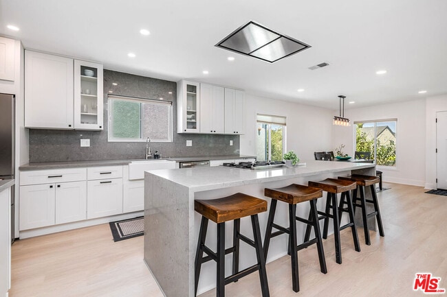 Building Photo - 11415 McDonald St