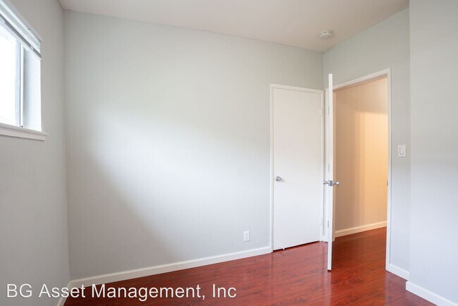 Building Photo - 1525 Alcatraz Ave