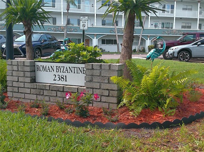 Building Photo - 2381 Ecuadorian Way
