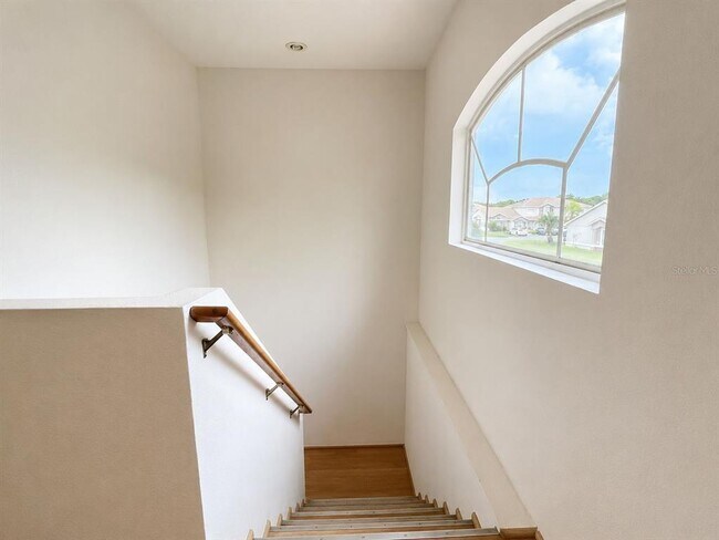 Building Photo - 14426 Island Cove Dr
