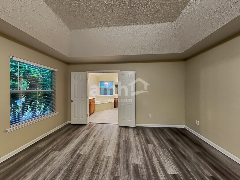 Building Photo - 1333 Sylvie Ln