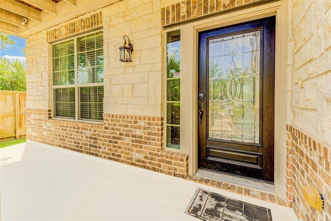 Building Photo - 15003 Telge Lake Trail