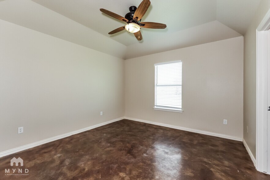 Building Photo - 110 Jolin Ln