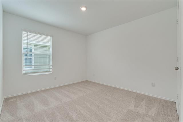 Building Photo - 7625 Bluebell Ln