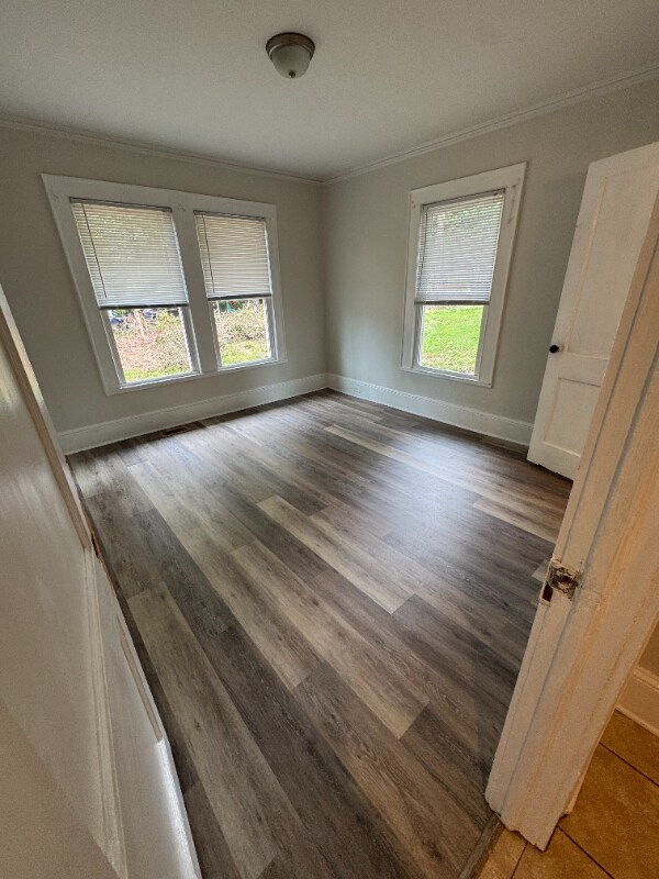 Building Photo - 538 Harris St NW