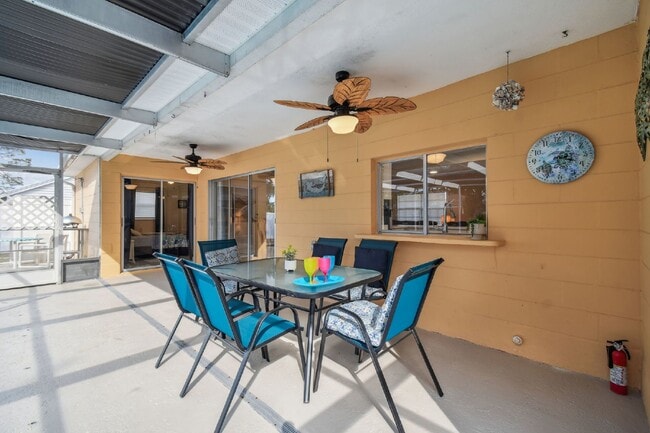 Building Photo - ***PRIVATE HEATED POOL*** Beautiful, Fully-Furnished 3-Bedroom Home Available April 1, 2026!   **...