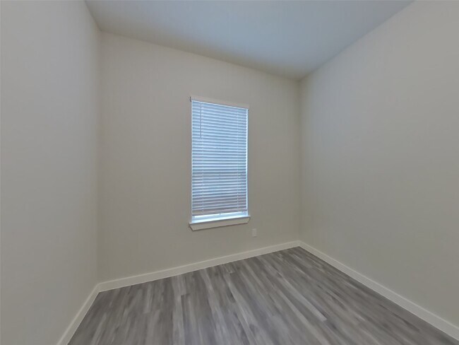 Building Photo - 22738 Terrazzo Dr