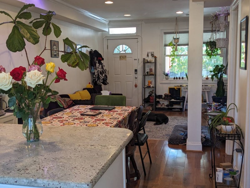 Building Photo - XX8 Bryant St NE