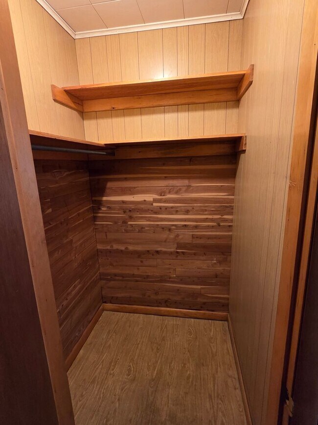 Building Photo - 1122-1124 Seventh Ave