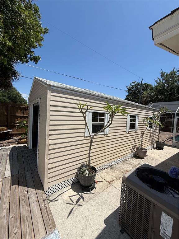 Building Photo - 2729 Nodosa Dr