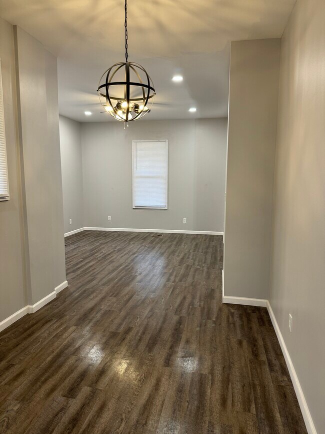 Dining/Living - 206 S 16th St