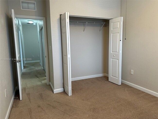 Building Photo - 9232 SW 170th Ave