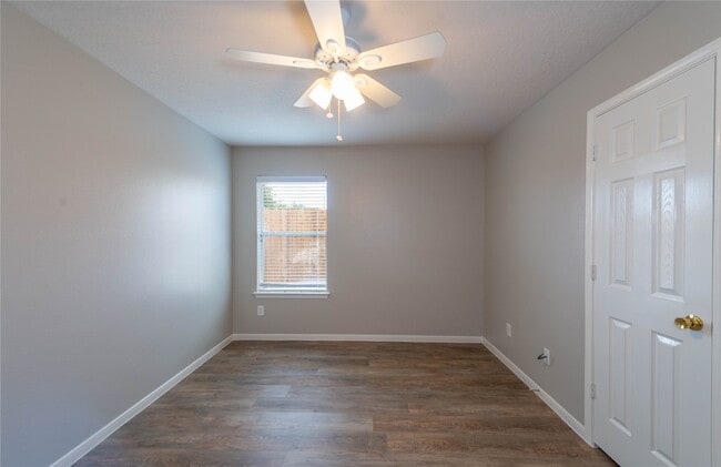 Building Photo - 3902 Tulip Glen Ct