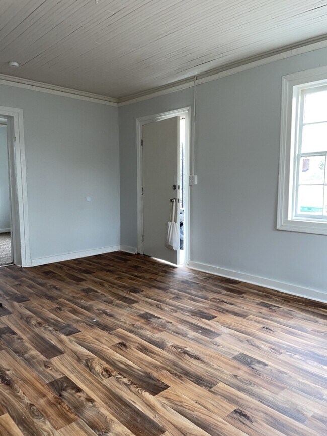 Building Photo - 3 Bedroom Belton Home