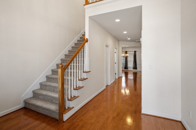 Building Photo - 8105 Satillo Ln