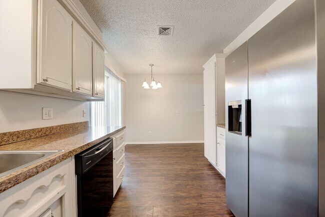 Building Photo - Corner-Lot Charmer Near Tinker AFB | Solar...