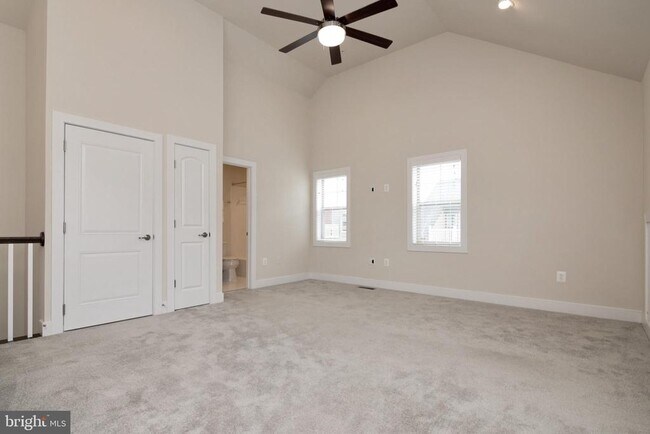 Building Photo - 316 Hendrix Ave