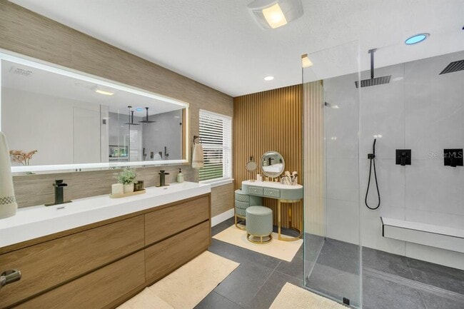 Building Photo - 9420 Ivywood St