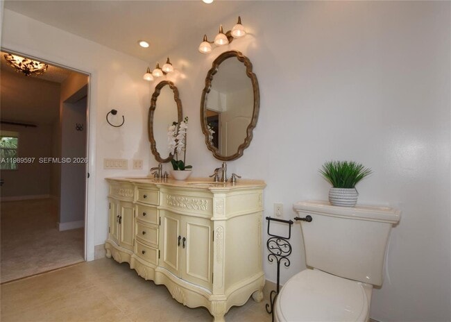 Building Photo - 4801 Grapevine Wy