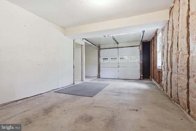 Building Photo - 8747 Arley Dr